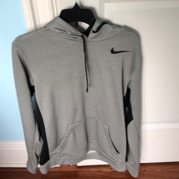 Nike sweatshirt - Picture 1 of 1